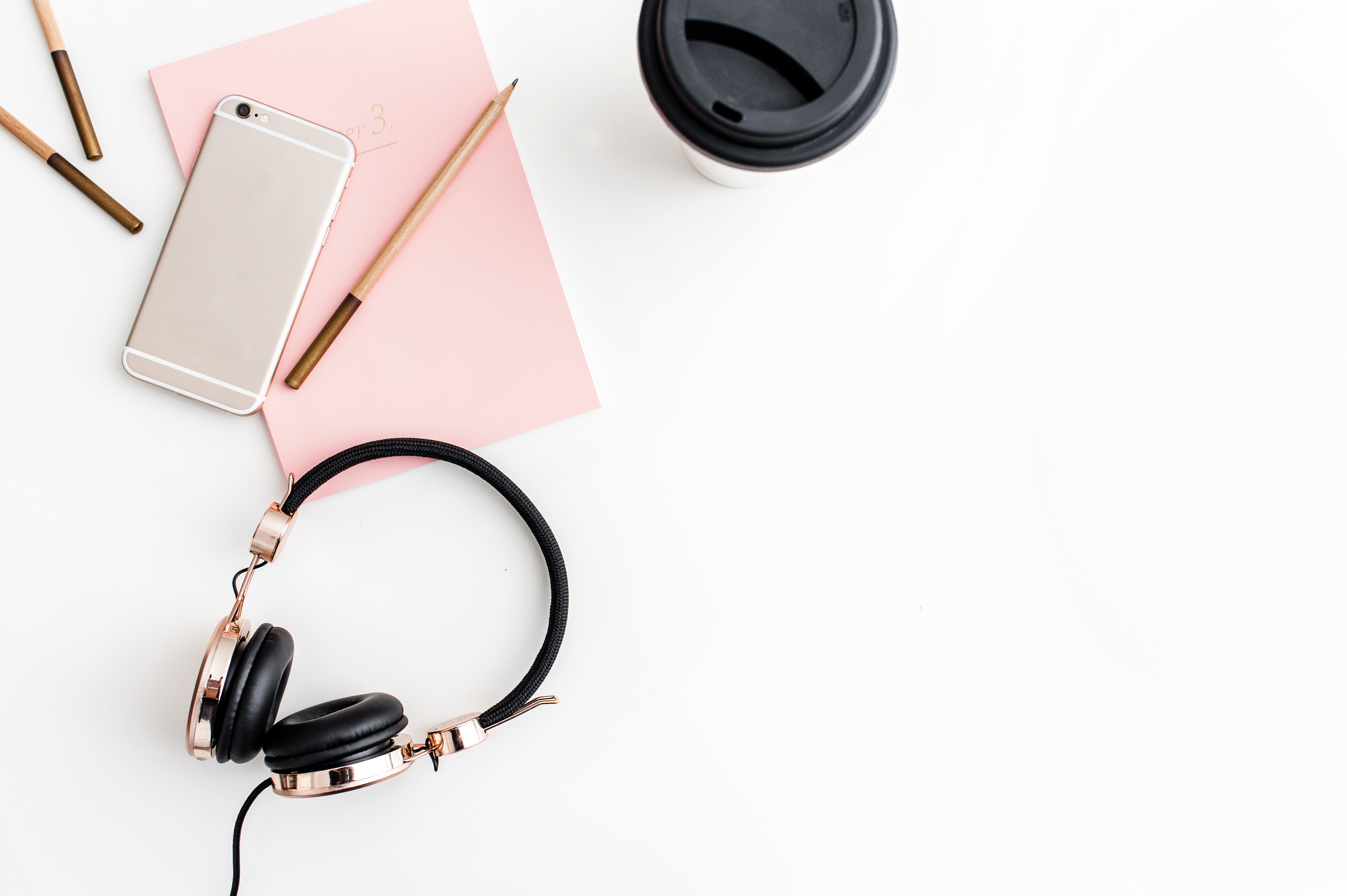 5 podcasts every female entrepreneur needs to check out | Jessica Gingrich Creative